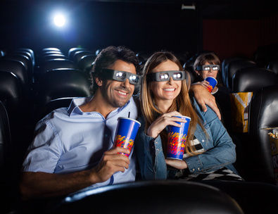 Couple amoureux au cinéma - Lyon